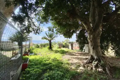 casa indipendente in vendita a Messina in zona Centro Storico