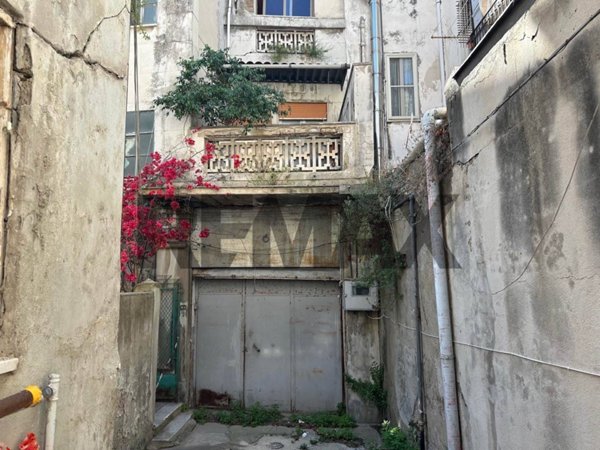casa indipendente in vendita a Messina