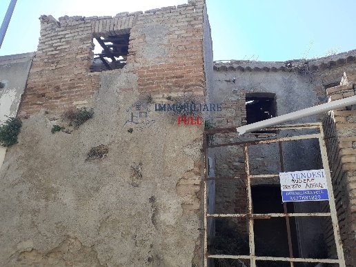 rudere in vendita a Messina