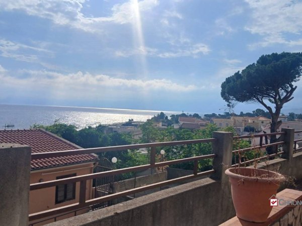 casa indipendente in vendita a Messina in zona Spartà
