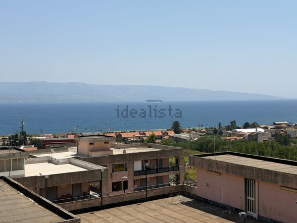 appartamento in vendita a Messina in zona Pistunina