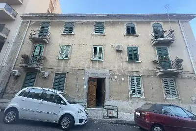 casa indipendente in vendita a Messina