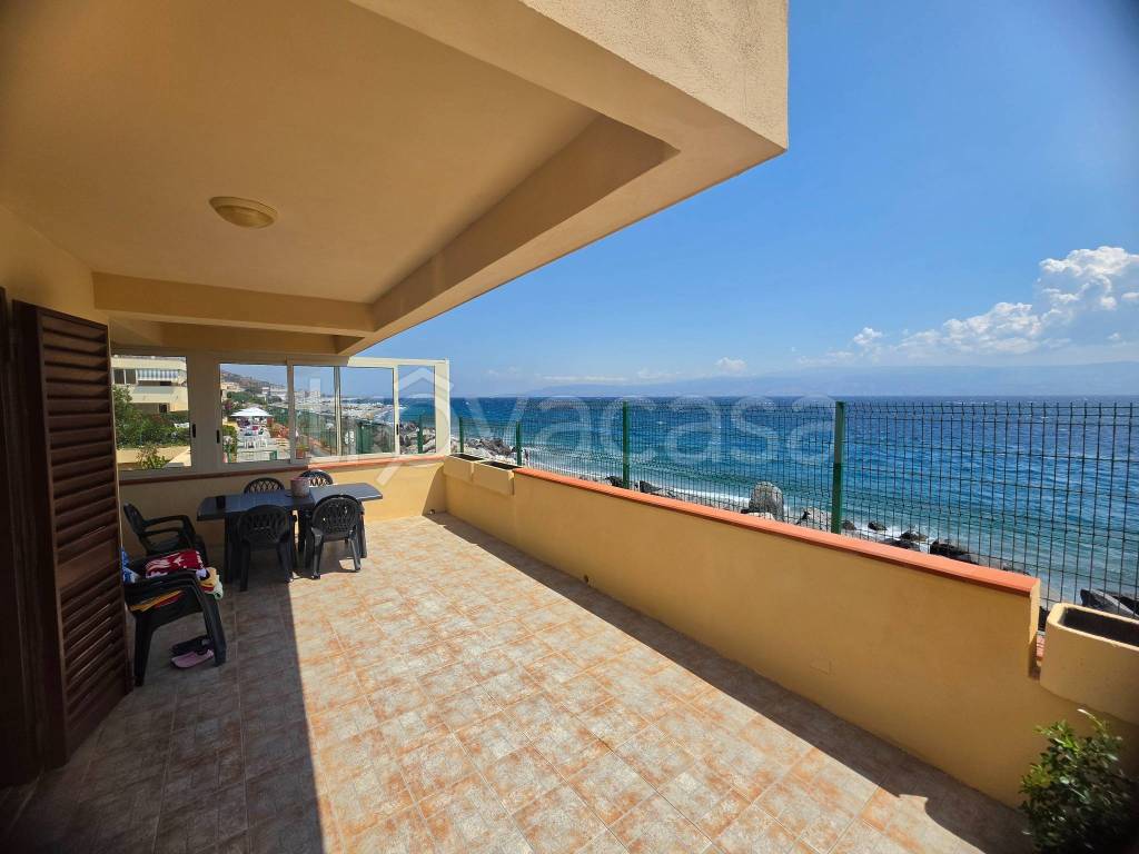 appartamento in vendita a Messina in zona Santa Margherita