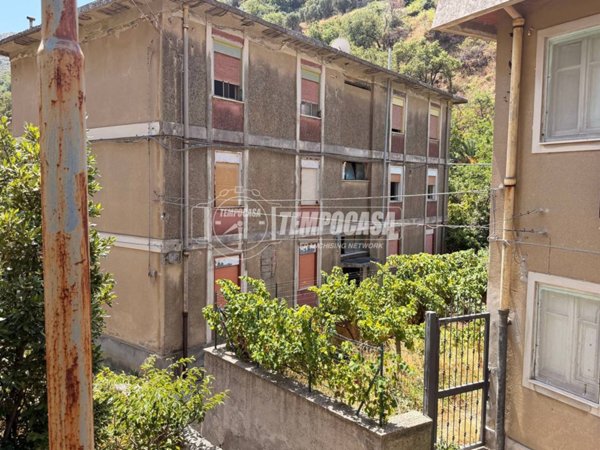 appartamento in vendita a Messina in zona Altolia