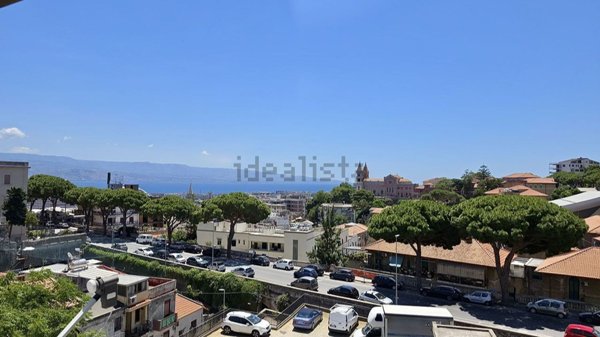 casa indipendente in vendita a Messina in zona Centro Storico