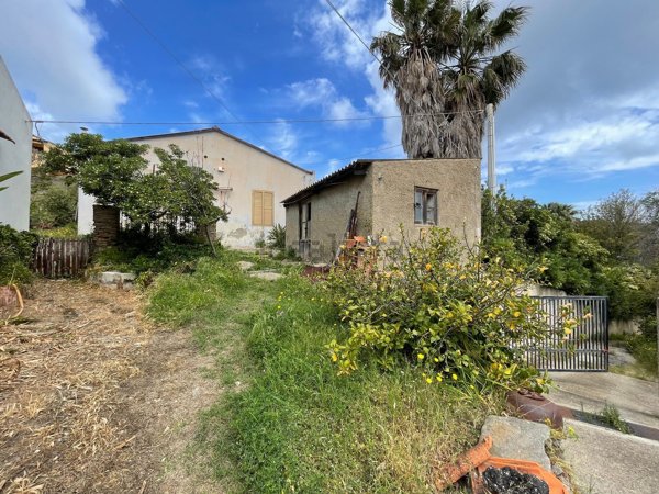 casa indipendente in vendita a Messina in zona Ganzirri