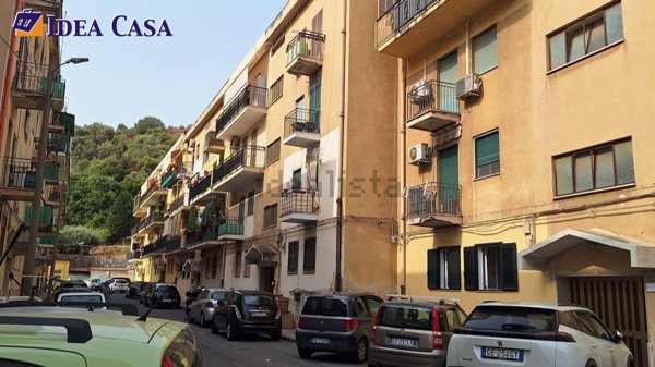 appartamento in vendita a Messina in zona Gazzi