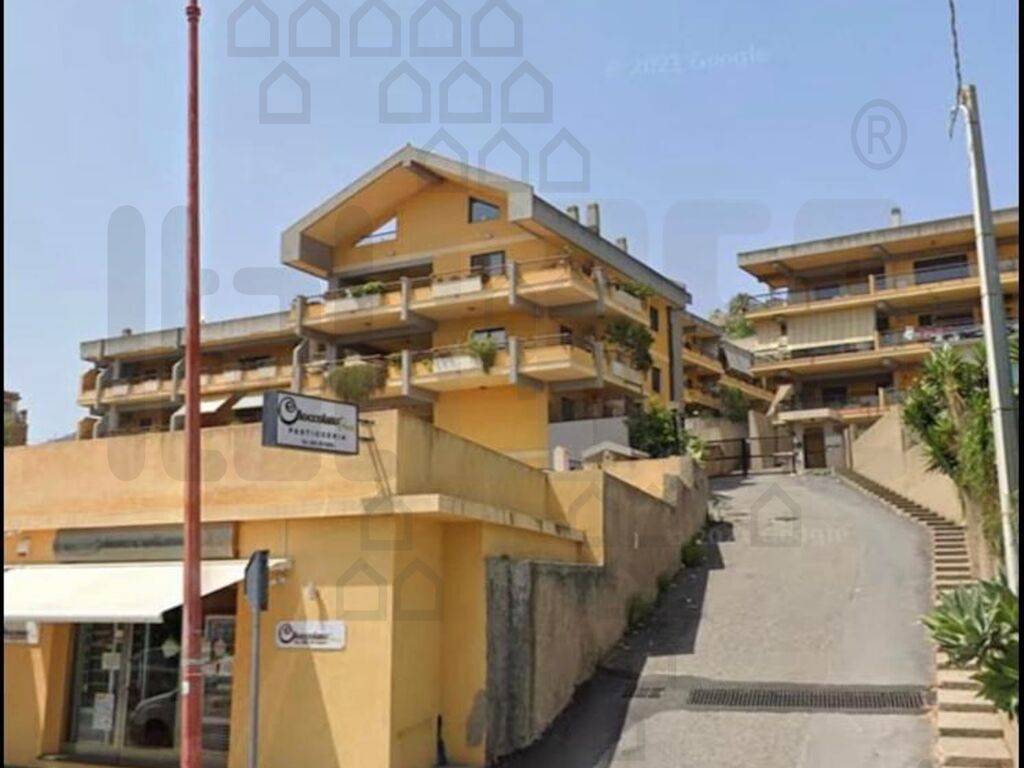 box auto in vendita a Messina
