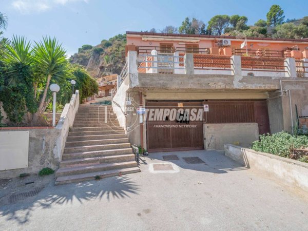 appartamento in vendita a Messina in zona Spartà
