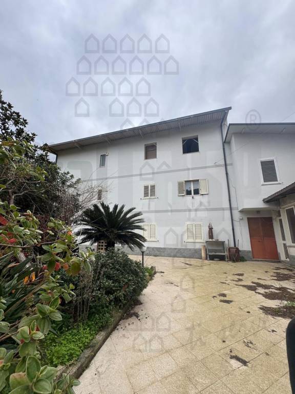 casa indipendente in vendita a Messina in zona Centro Storico