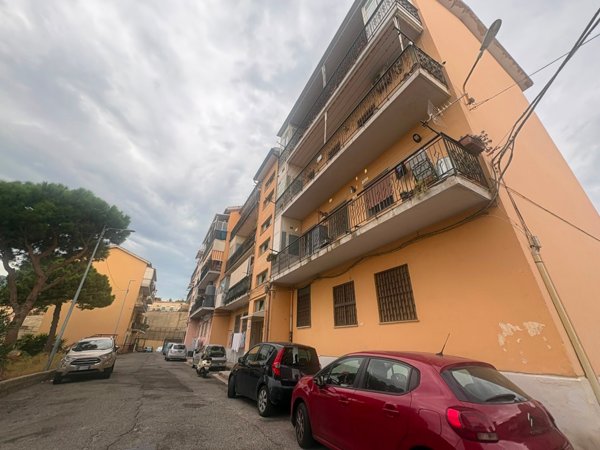 appartamento in vendita a Messina in zona Gazzi