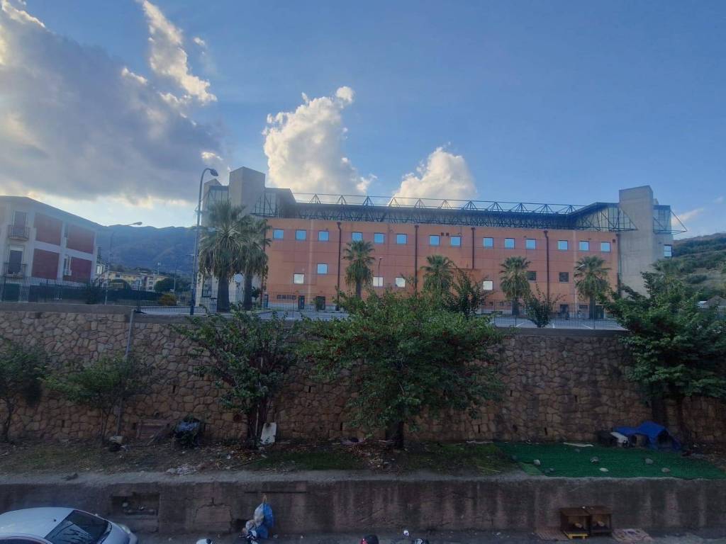 appartamento in vendita a Messina in zona Santa Lucia
