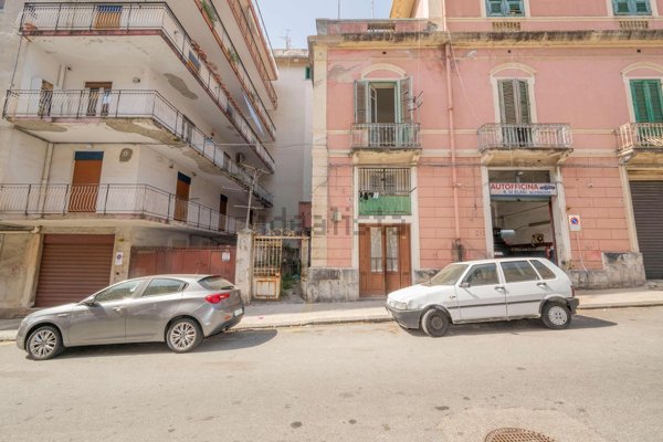 appartamento in vendita a Messina in zona Centro Storico