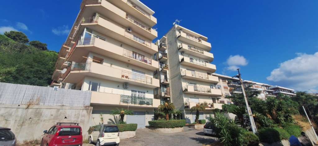 appartamento in vendita a Messina in zona Paradiso