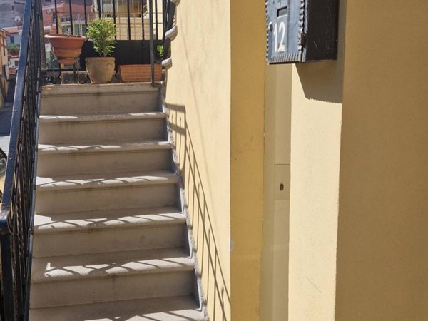 casa indipendente in vendita a Messina