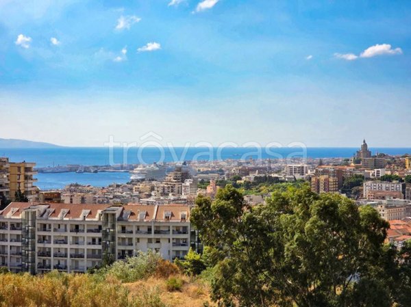 casa indipendente in vendita a Messina