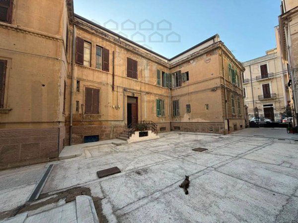 casa indipendente in vendita a Messina in zona Centro Storico
