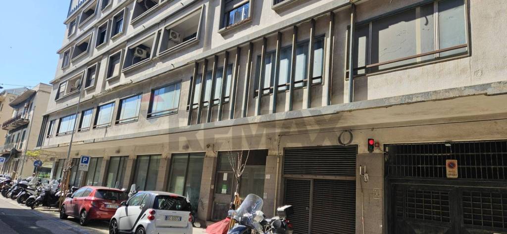 locale commerciale in vendita a Messina in zona Centro Storico