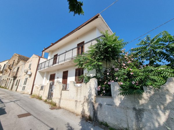 casa indipendente in vendita a Milazzo in zona Capo Milazzo