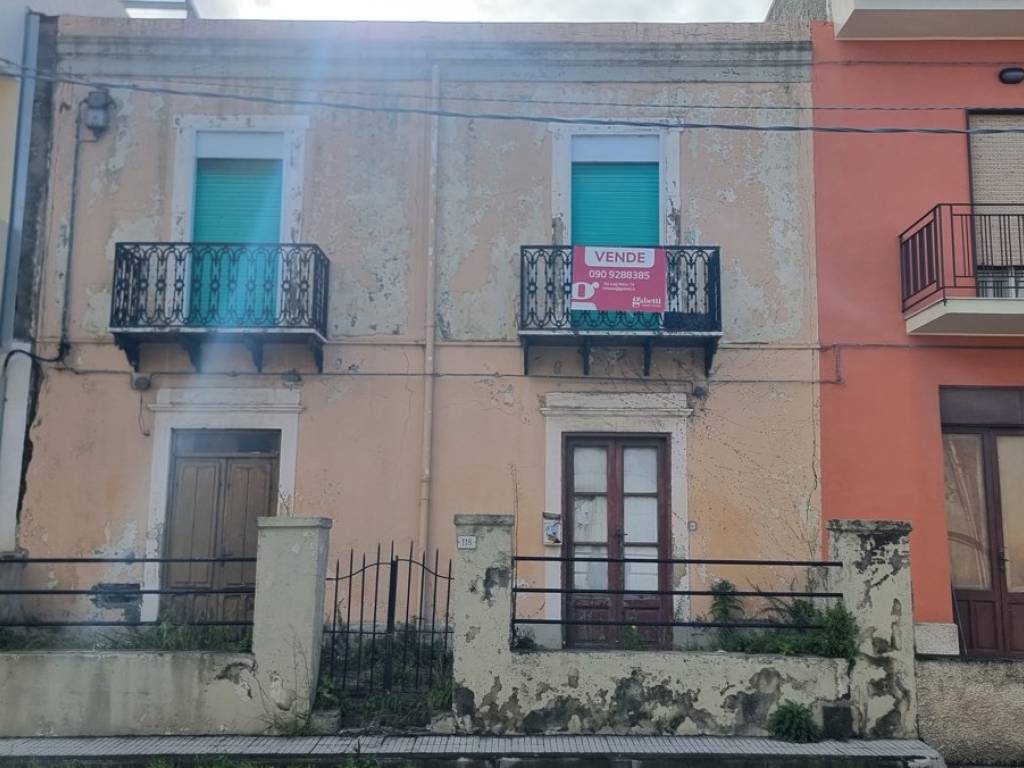 casa indipendente in vendita a Milazzo