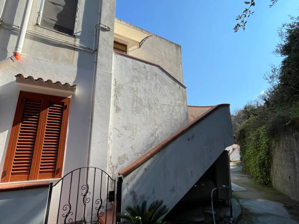 appartamento in vendita a Milazzo in zona Capo Milazzo