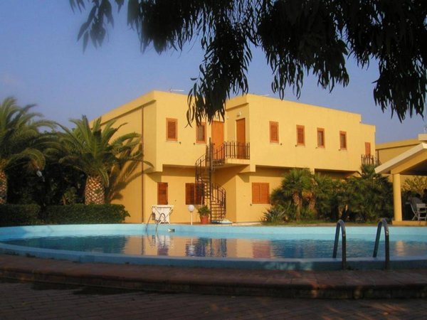 appartamento in vendita a Milazzo in zona Capo Milazzo