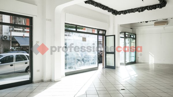 locale commerciale in vendita a Milazzo