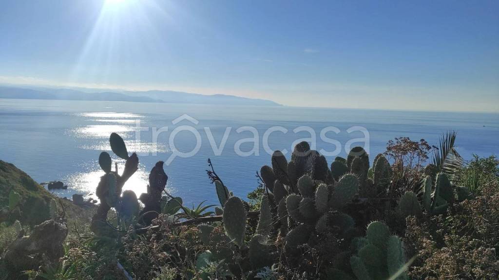 appartamento in vendita a Milazzo in zona Capo Milazzo