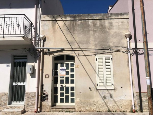 casa indipendente in vendita a Milazzo in zona Santa Marina