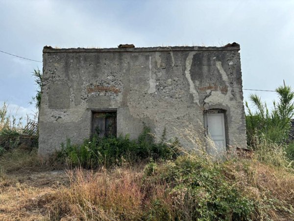 terreno agricolo in vendita a Milazzo in zona San Pietro