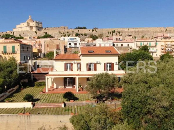 casa indipendente in vendita a Milazzo in zona Capo Milazzo