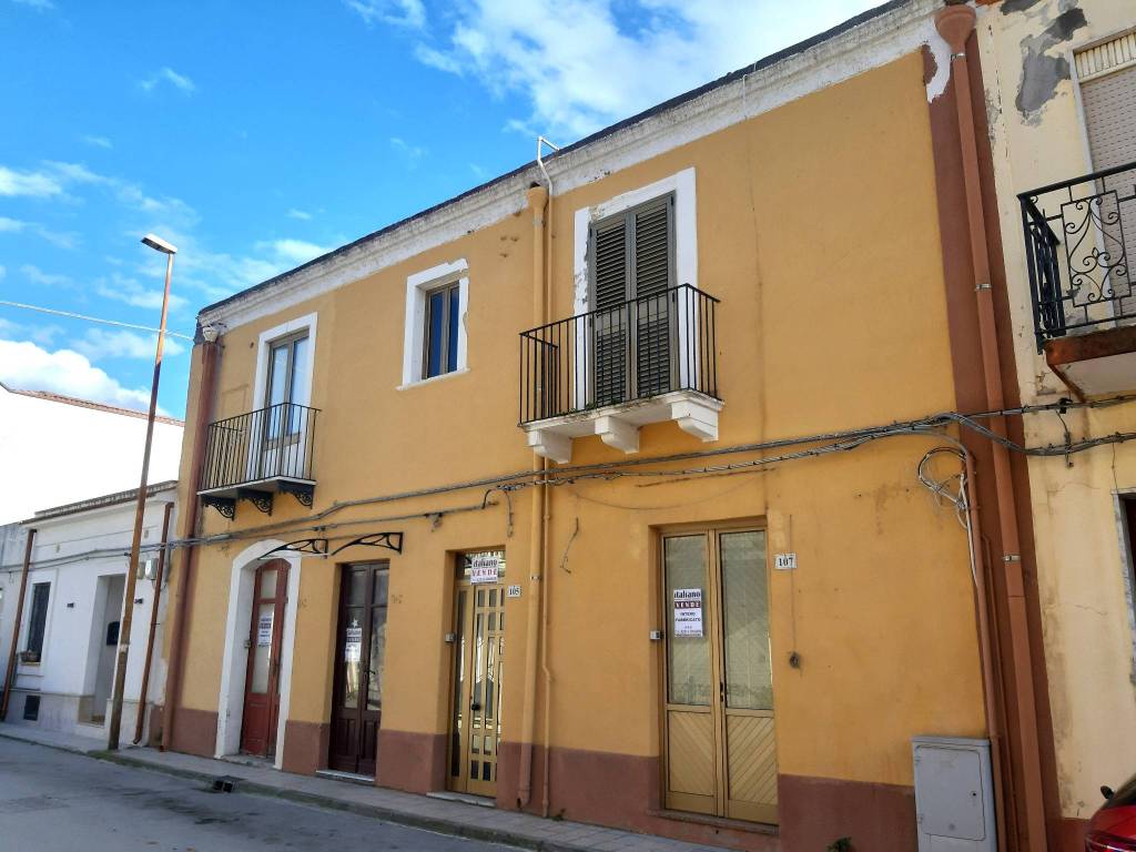 casa indipendente in vendita a Milazzo in zona San Pietro
