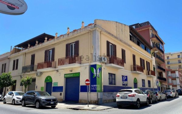 locale commerciale in vendita a Milazzo