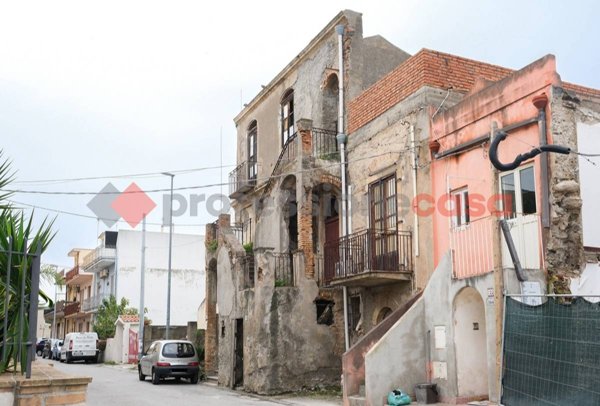 casa indipendente in vendita a Milazzo in zona San Pietro