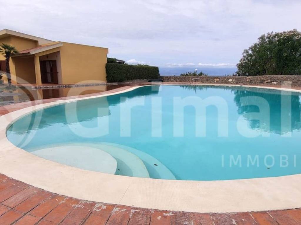 appartamento in vendita a Milazzo in zona Capo Milazzo