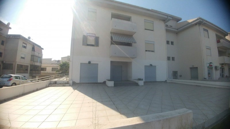 locale commerciale in vendita a Milazzo