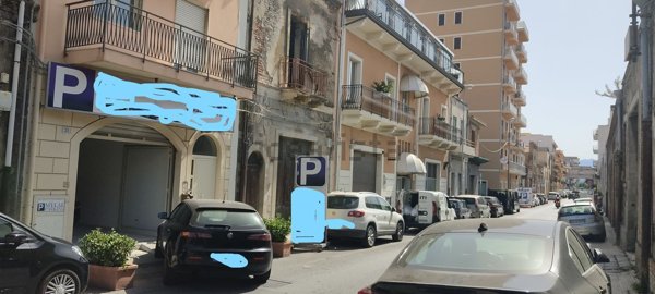 locale commerciale in vendita a Milazzo