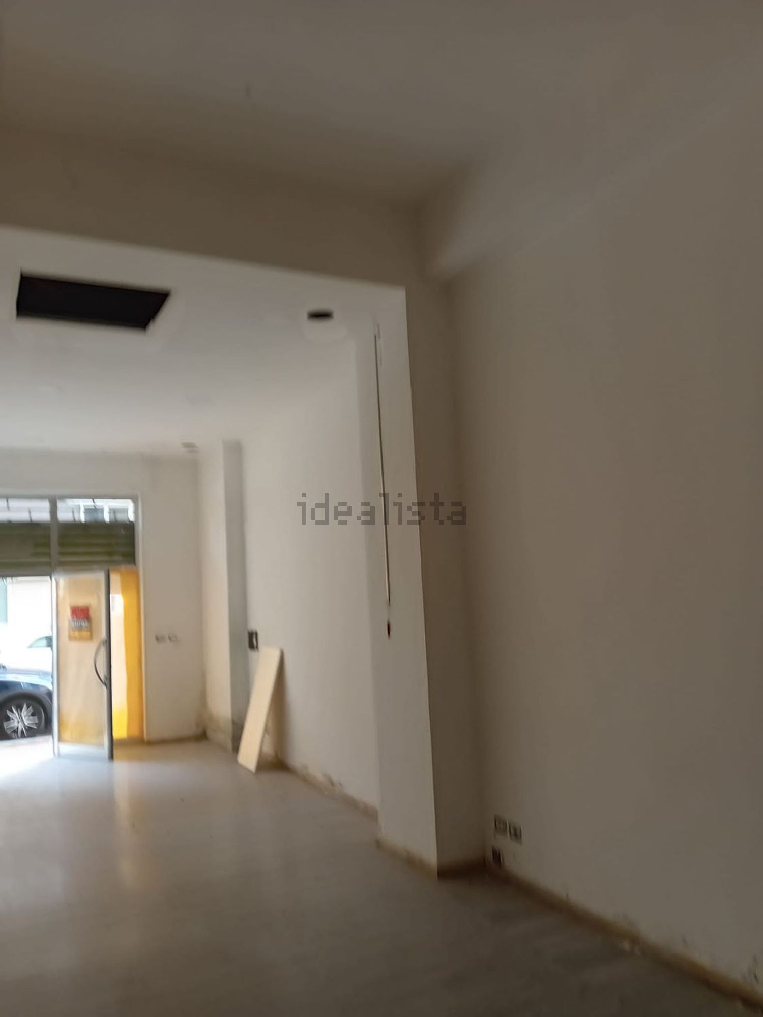 locale commerciale in vendita a Milazzo