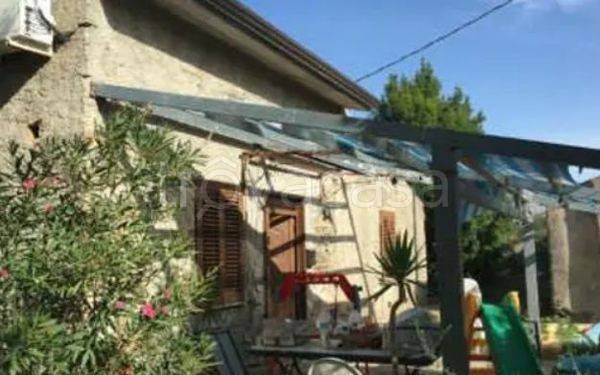 casa indipendente in vendita a Milazzo in zona Fiumarella