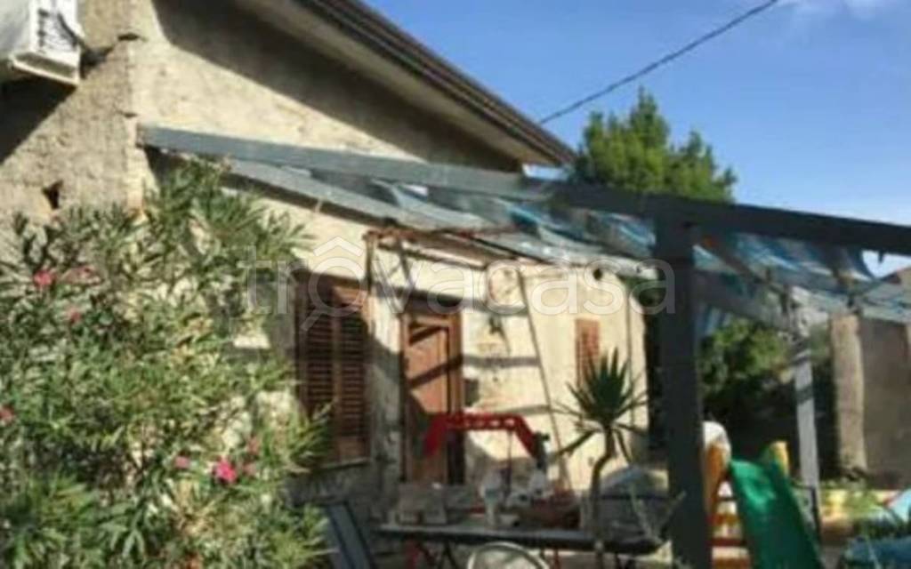 casa indipendente in vendita a Milazzo in zona Fiumarella