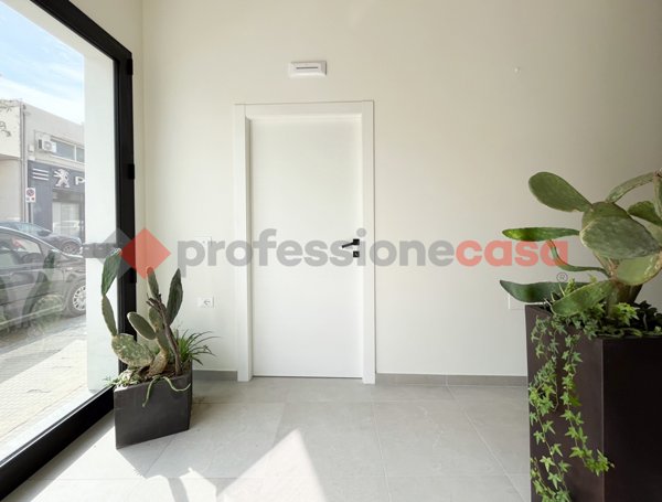 locale commerciale in vendita a Milazzo