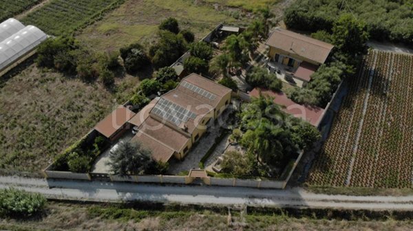 casa indipendente in vendita a Milazzo in zona Santa Marina