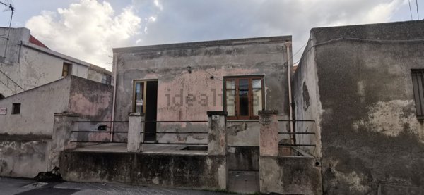 casa indipendente in vendita a Milazzo in zona San Pietro