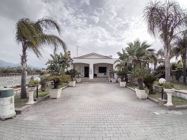 casa indipendente in vendita a Milazzo