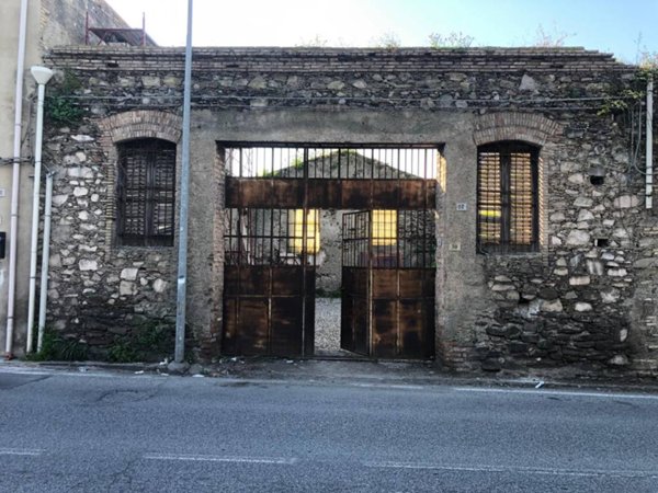 casa indipendente in vendita a Milazzo in zona San Pietro