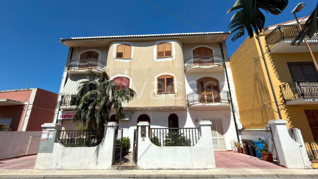appartamento in vendita a Milazzo in zona Santa Marina