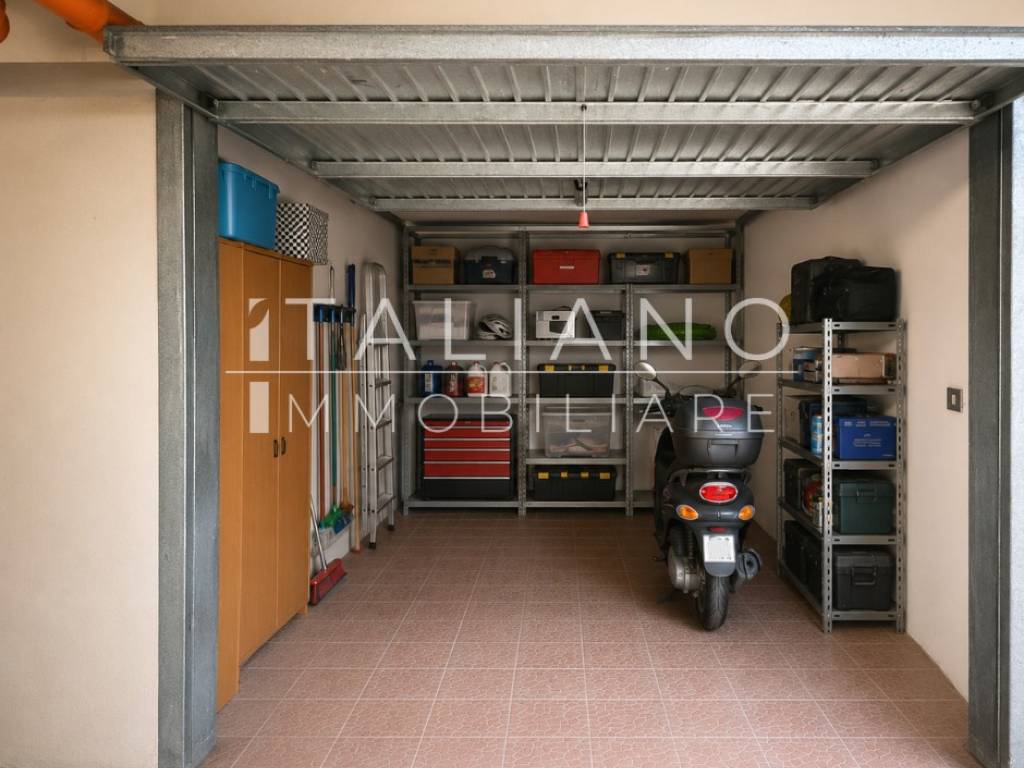 locale di sgombero in vendita a Milazzo