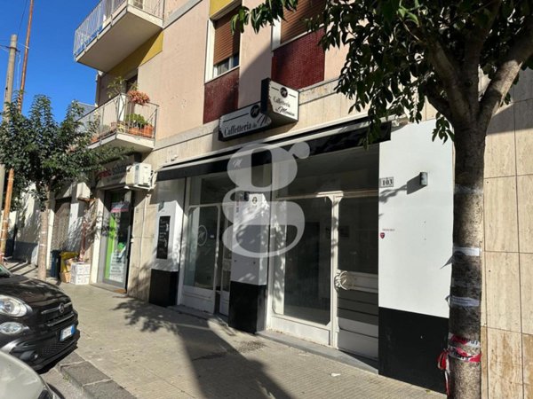 locale commerciale in vendita a Milazzo in zona San Giovanni