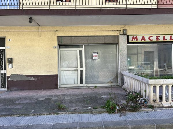 negozio in vendita a Milazzo in zona San Pietro
