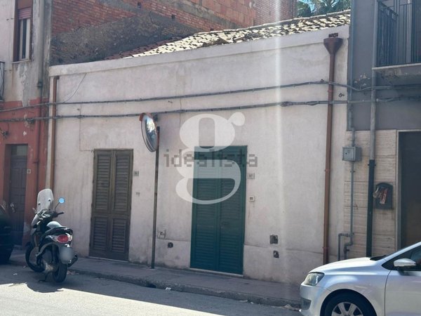 casa indipendente in vendita a Milazzo in zona Fiumarella